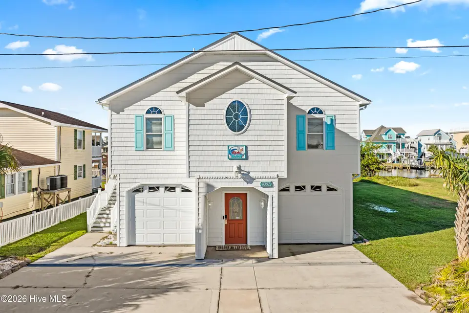7097 7th Street, Surf City, NC 28445 — 3-bedroom waterfront home in Old Settlers Beach, Surf City, NC, photo 1 of 53