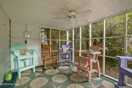 108 Live Oak Street, Emerald Isle, NC 28594 — 3-bedroom home in Ocean Forest, Emerald Isle, NC, photo 8 of 62: 108 Live Oak Street
