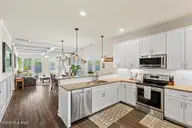 105 Fletcher Lane, Hampstead, NC 28443 — 4-bedroom home in Hampstead Landing, Hampstead, NC, photo 10 of 50