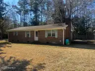 138 Telephone Road, Wilmington, NC 28403 — 3-bedroom home, Wilmington, NC, photo 2 of 18: IMG_6075