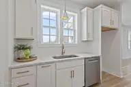 658 Fishermans Point, Newport, NC 28570 — 4-bedroom home in Bogue Watch, Newport, NC, photo 16 of 48: 37-web-or-mls-1S3A2399