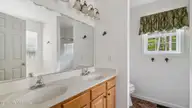 76 Shadow Lane, Whispering Pines, NC 28327 — 3-bedroom home, Whispering Pines, NC, photo 21 of 37: 21_DSC09866 copy