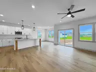 321 Yawl Street, Elizabeth City, NC 27909 — 5-bedroom home in Tooley Harbor, Elizabeth City, NC, photo 15 of 29: Kitchen