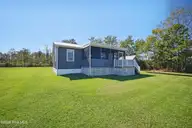 241 Windwood Drive, Elizabeth City, NC 27909 — 3-bedroom waterfront home in Glen Cove, Elizabeth City, NC, photo 21 of 36: 18-241-Windwood-Dr