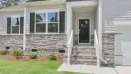 3120 Platinum Circle, West End, NC 27376 — 4-bedroom home in Gretchen Pines, West End, NC, photo 4 of 40: 3120 Platinum Circle