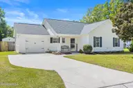 6722 Spearow Lane, Wilmington, NC 28411 — 3-bedroom home in Murray Farms, Wilmington, NC, photo 1 of 43: 002_6722_spearow_lane-2_981