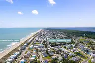 114 Heather Lane, Kure Beach, NC 28449 — 3-bedroom waterfront home in Kure Estates, Kure Beach, NC, photo 4 of 61