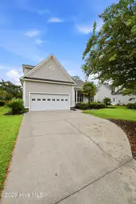 1023 Cherrywood Court, Leland, NC 28451 — 4-bedroom home in Magnolia Greens, Leland, NC, photo 4 of 65