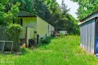 315 Messer Loop Road, Burgaw, NC 28425 — 2-bedroom manufactured home in Raccoon Hollow, Burgaw, NC, photo 14 of 16