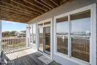 109 Green Turtle Lane, Carolina Beach, NC 28428 — 3-bedroom waterfront townhome in Harbour Point, Carolina Beach, NC, photo 23 of 47: 59-web-or-mls-DSC07465