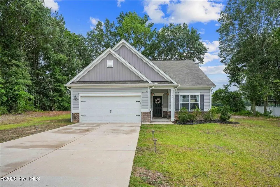 5775 Huntington Park Drive, La Grange, NC 28551 — 3-bedroom home in Huntington Park, La Grange, NC, photo 1 of 35: 01-5775 Huntington Park Dr-1