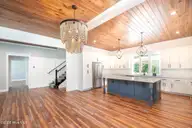 282 Old Stanton Road, Beaufort, NC 28516 — 3-bedroom home in Sea Gate, Beaufort, NC, photo 7 of 45: Great Room Kitchen view