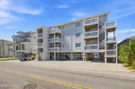 709 Canal Drive Apt 3b, Carolina Beach, NC 28428 — 2-bedroom waterfront condo in Snug Harbour (Carolina Beach), Carolina Beach, NC, photo 5 of 70