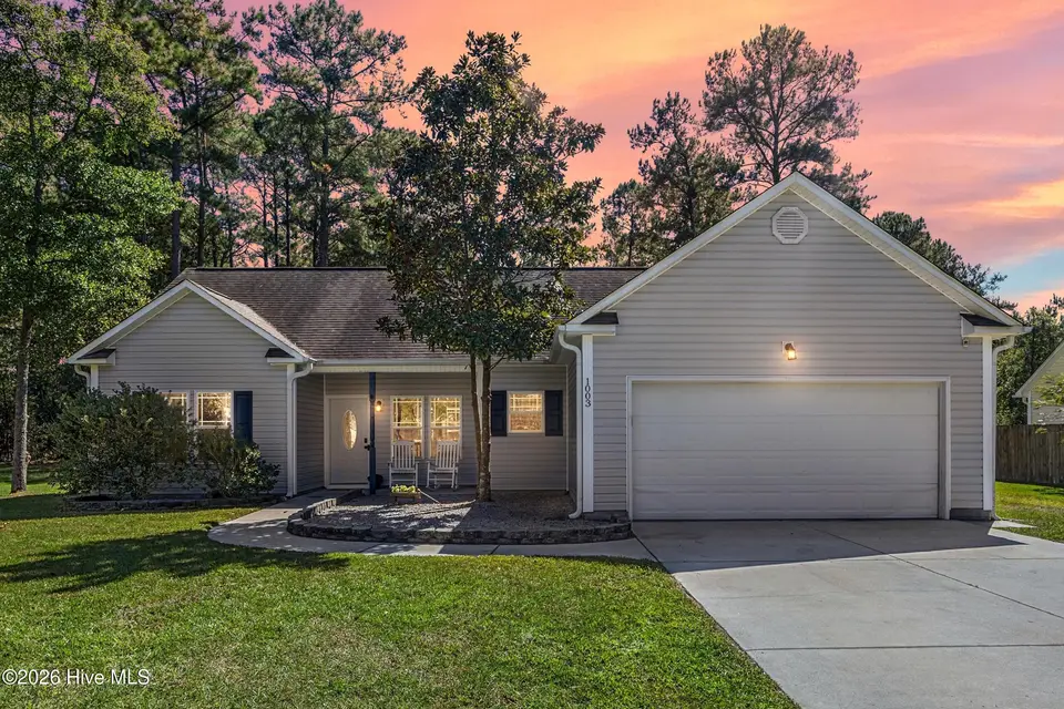 1003 Humphrey Road, Jacksonville, NC 28540 — 4-bedroom home in Georges Corner, Jacksonville, NC, photo 1 of 28: 1003 Humphrey Road Jacksonville NC