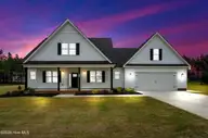 86 Rabbit Run Drive, Smithfield, NC 27577 — 3-bedroom home, Smithfield, NC, photo 4 of 47: 02-86 North Rabbit Run Dr-2