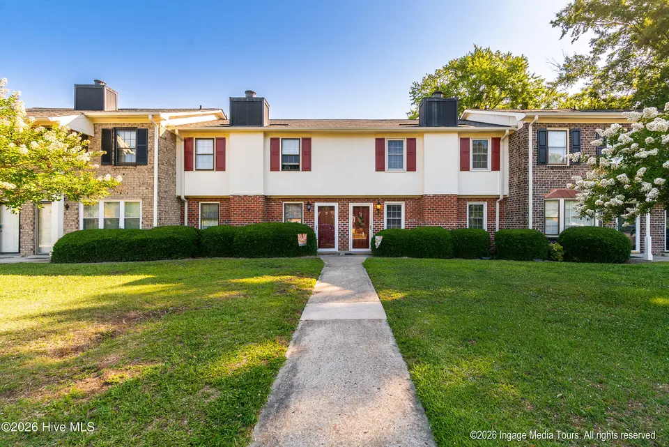 32 Scott Street, Greenville, NC 27858 — 3-bedroom townhome in Windy Ridge, Greenville, NC, photo 1 of 37: Front