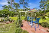 319 Beachwood Drive NW, Calabash, NC 28467 — 3-bedroom manufactured home in Ocean Forest, Calabash, NC, photo 4 of 42