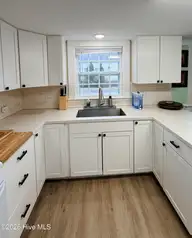532 E 2nd Street, Washington, NC 27889 — 2-bedroom home in Historic District, Washington, NC, photo 20 of 47: IMG_3743