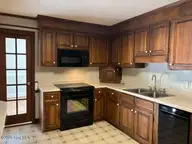 405 Seminole Trail, Jacksonville, NC 28540 — 3-bedroom home in Northwoods, Jacksonville, NC, photo 16 of 48
