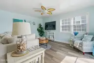 212 Oyster Lane, North Topsail Beach, NC 28460 — 3-bedroom townhome in North Topsail Shores, North Topsail Beach, NC, photo 14 of 68: 212 oyster ln _ Interior-Exterior 47