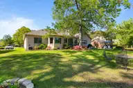 220 Shoreline Drive, New Bern, NC 28562 — 4-bedroom waterfront home in River Bend, New Bern, NC, photo 17 of 70: tempImageCd0GrW