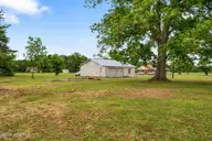 2932 Catherine Lake Road, Richlands, NC 28574 — 3-bedroom home, Richlands, NC, photo 3 of 30: 2932catherinelake_026