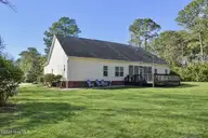 167 Hydrangea Lane, Hampstead, NC 28443 — 4-bedroom waterfront home in Eagle's Watch, Hampstead, NC, photo 5 of 74