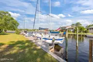 904 Coral Court, New Bern, NC 28560 — 4-bedroom waterfront home in Fairfield Harbour, New Bern, NC, photo 3 of 64: Beautiful waterfront