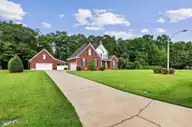 314 Clay Brook Drive, Goldsboro, NC 27530 — 3-bedroom home in Lane Tree Village, Goldsboro, NC, photo 4 of 78: 314 Clay Brook Dr-4