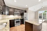 35 Elk Ridge Lane, Southern Pines, NC 28387 — 3-bedroom townhome in Elk Ridge, Southern Pines, NC, photo 11 of 33: Kitchen