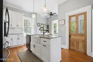 701 W Main Street, Washington, NC 27889 — 3-bedroom home in Historic District, Washington, NC, photo 14 of 42: 33-web-or-mls-IMG_0041