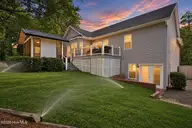30 Lake View Drive E, Pinehurst, NC 28374 — 4-bedroom home in Village Acres, Pinehurst, NC, photo 2 of 49: 30 Lake View Drive East - Pinehurst, NC