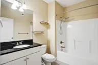 123 Covil Avenue 203, Wilmington, NC 28403 — 2-bedroom condo in Covil Garden Condominiums, Wilmington, NC, photo 17 of 37: 17_123_covil_ave_017