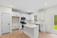 205 Doral Drive, Hampstead, NC 28443 — 4-bedroom home in Greenway Plantation, Hampstead, NC, photo 13 of 34