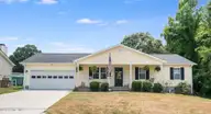 102 Appleton Lane, Richlands, NC 28574 — 3-bedroom home in Cherrywoods, Richlands, NC, photo 2 of 41