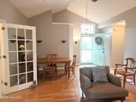 111 Canebrake Drive, New Bern, NC 28562 — 2-bedroom waterfront home in River Bend, New Bern, NC, photo 12 of 44