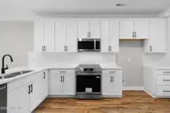 235 Cline Way Unit 107, Beaufort, NC 28516 — 3-bedroom townhome in 1809 Live Oak, Beaufort, NC, photo 7 of 38: Kitchen