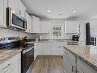 471 Pebble Shore Drive, Sneads Ferry, NC 28460 — 3-bedroom home in The Landing at Mill Creek, Sneads Ferry, NC, photo 14 of 54: 14-web-or-mls-471 Pebble Shore Dr. 33