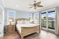 307 Greenville Avenue Unit 2, Carolina Beach, NC 28428 — 5-bedroom condo, Carolina Beach, NC, photo 23 of 66