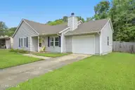100 Hampton Court, Jacksonville, NC 28546 — 3-bedroom home in Windsor Manor, Jacksonville, NC, photo 2 of 51: 2-web-or-mls-100 Hampton Ct. 96