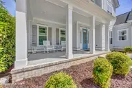 207 Loder Avenue, Wilmington, NC 28409 — 4-bedroom waterfront home in Loder Landing, Wilmington, NC, photo 11 of 72: 006_img_2371_279