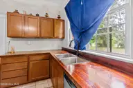 1503 National Avenue, New Bern, NC 28560 — 4-bedroom home in National Heights, New Bern, NC, photo 12 of 40: 1503 National Avenue