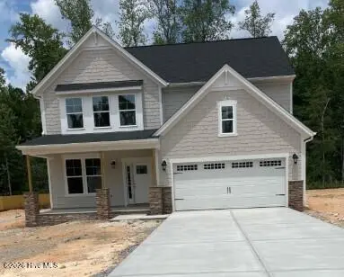 382 Glade Drive, Aberdeen, NC 28315 — 3-bedroom home in Bethesda Forest, Aberdeen, NC, photo 1 of 4: BF 32 Exterior