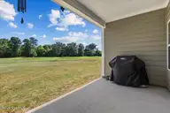 127 Duval Drive, Goldsboro, NC 27530 — 4-bedroom home in Lane Tree Golf Club, Goldsboro, NC, photo 7 of 47: 07-127 Duval Dr-7