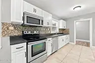 900 Nelson Street, Kinston, NC 28501 — 4-bedroom home, Kinston, NC, photo 14 of 50: 14-web-or-mls-BLS_0119