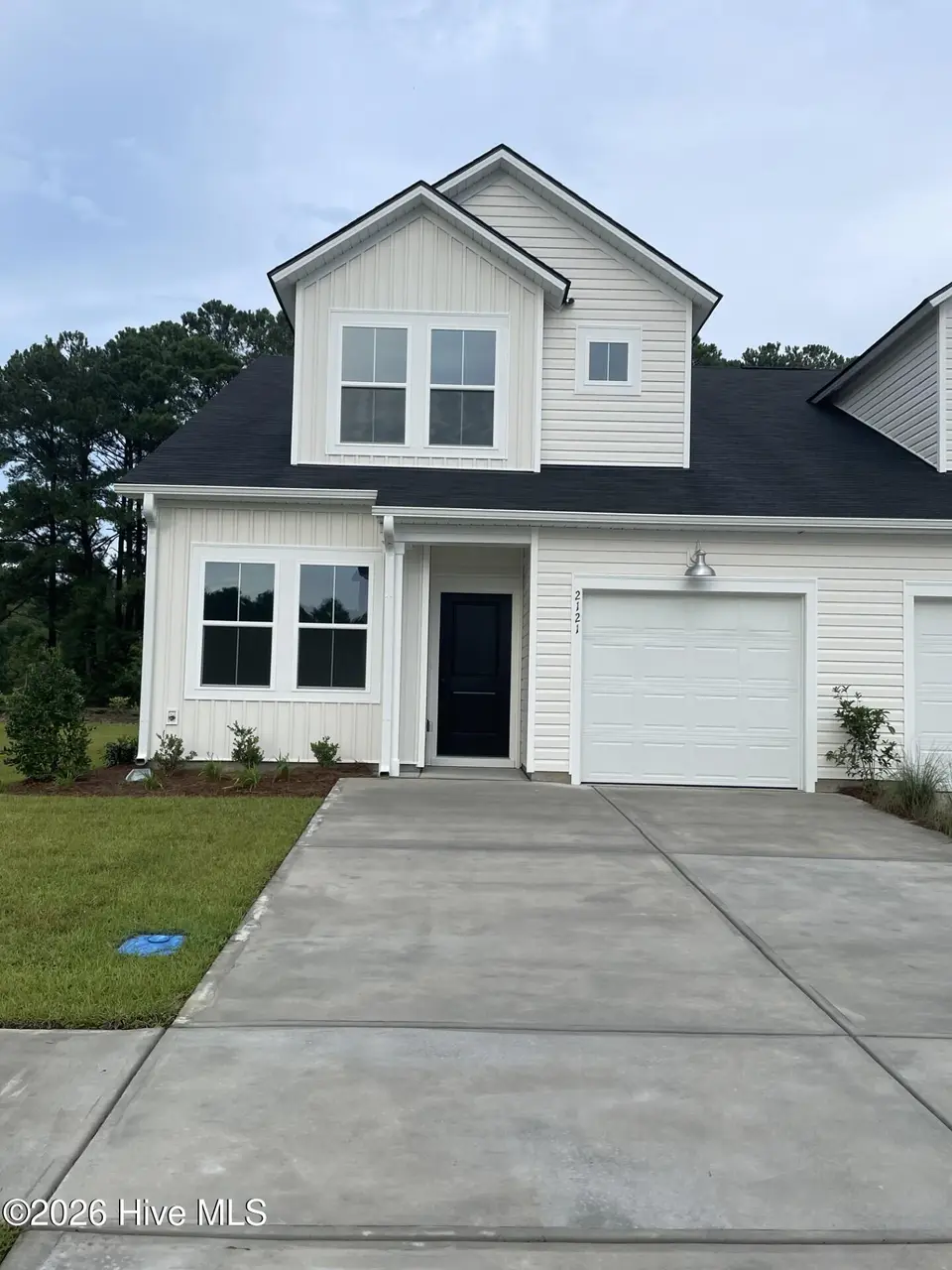 2121 Osprey Isle Lane SW 89, Ocean Isle Beach, NC 28469 — 3-bedroom townhome in Osprey Isle, Ocean Isle Beach, NC, photo 1 of 14