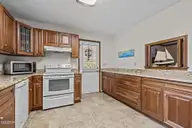 105 Sandpiper Drive, Newport, NC 28570 — 3-bedroom home in Gull Harbor, Newport, NC, photo 12 of 43: Kitchen