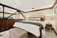 500 Arendell Street, Morehead City, NC 28557 — 6-bedroom home, Morehead City, NC, photo 21 of 78: Residence Loft Bedroom