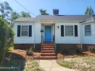 3116 Camden Circle, Wilmington, NC 28403 — 2-bedroom home in Colonial Village, Wilmington, NC, photo 2 of 39