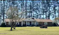 4803 Andrew Jackson Highway SW, Chadbourn, NC 28431 — 3-bedroom home, Chadbourn, NC, photo 2 of 72: house